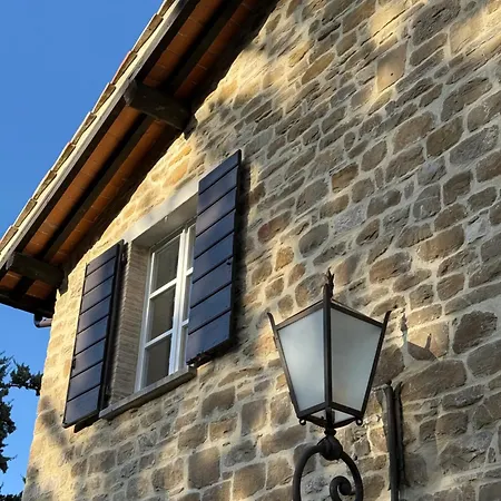 Residenza Castelnovo 4* 古比奥