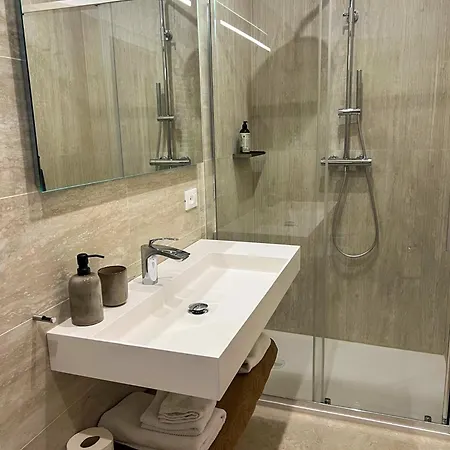 公寓式酒店 Residenza Castelnovo 古比奥