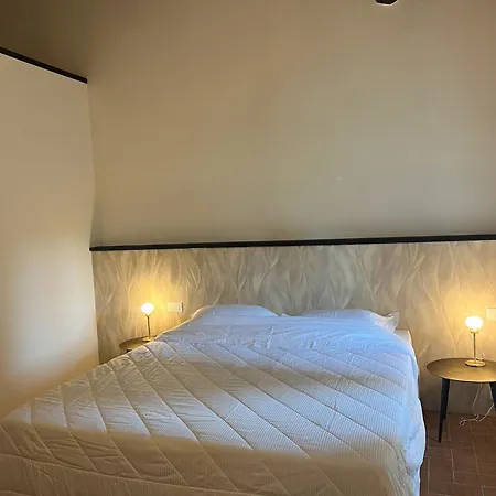 Residenza Castelnovo Aparthotel Gubbio
