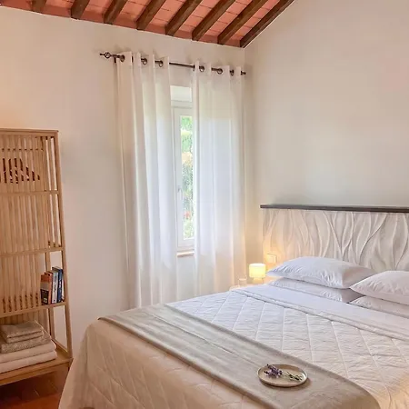 公寓式酒店 Residenza Castelnovo 古比奥