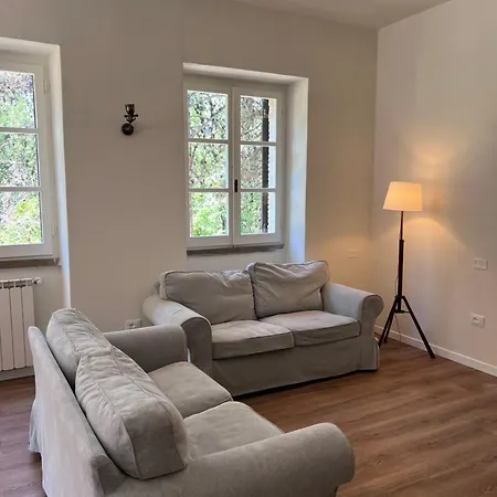 Residenza Castelnovo 4* 古比奥