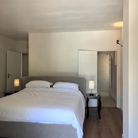 Residenza Castelnovo 公寓式酒店